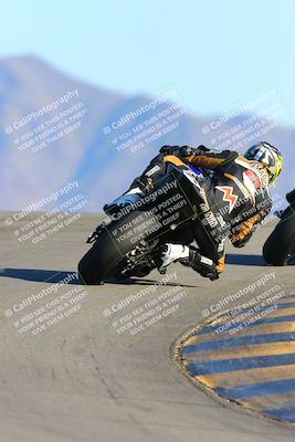 media/Jan-09-2022-SoCal Trackdays (Sun) [[2b1fec8404]]/Turn 12 Backside (130pm)/